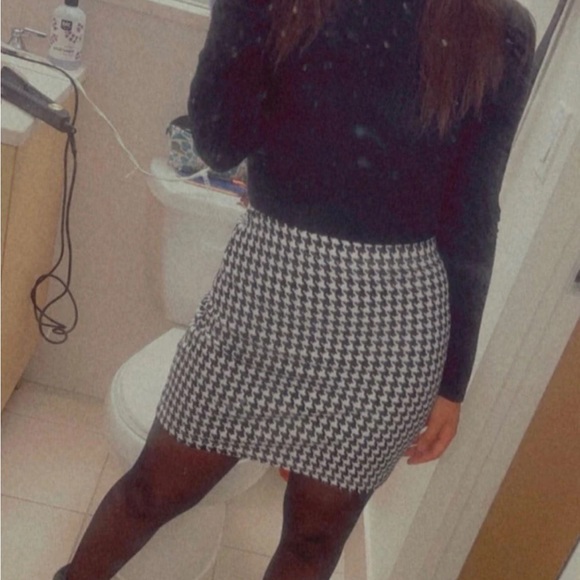 Sexy Houndstooth Print High Waist Skirt - Picture 6 of 10